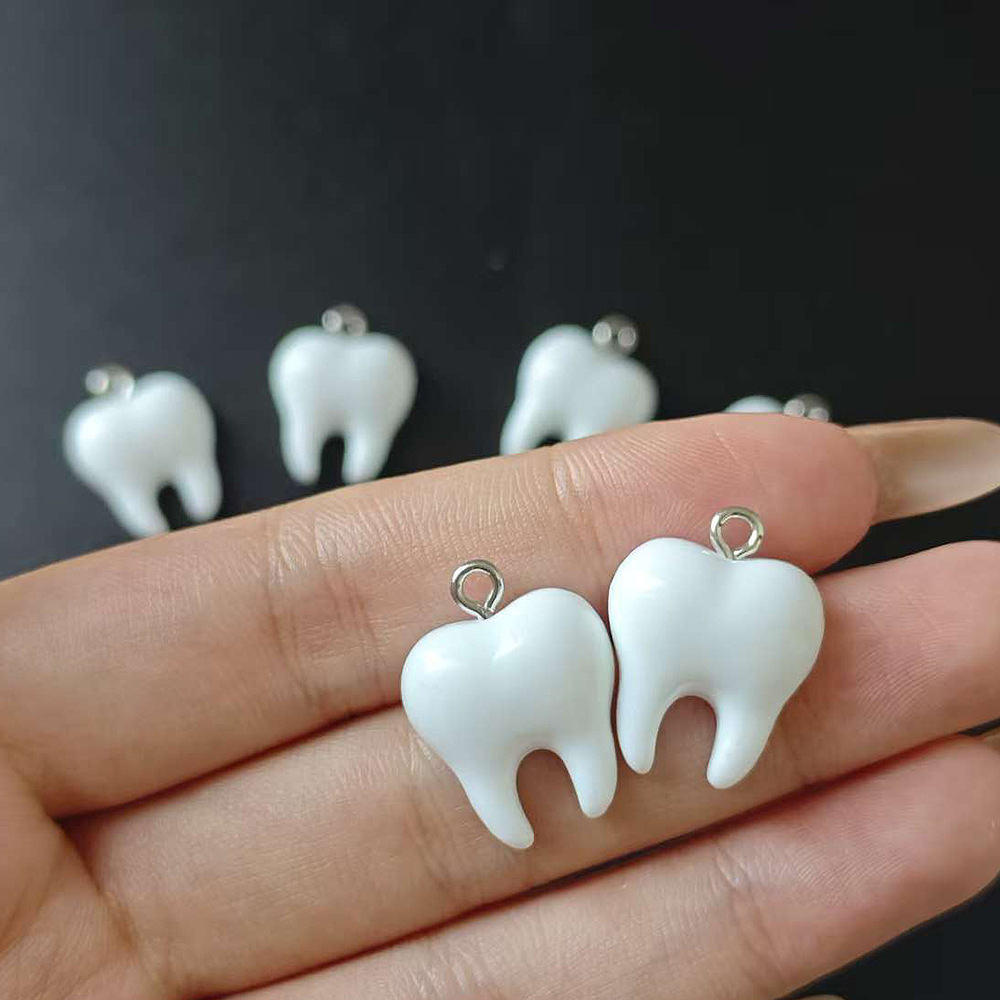 10 Pezzi Ciondoli in Resina a  - Resin Craft Projects recensione e prezzo