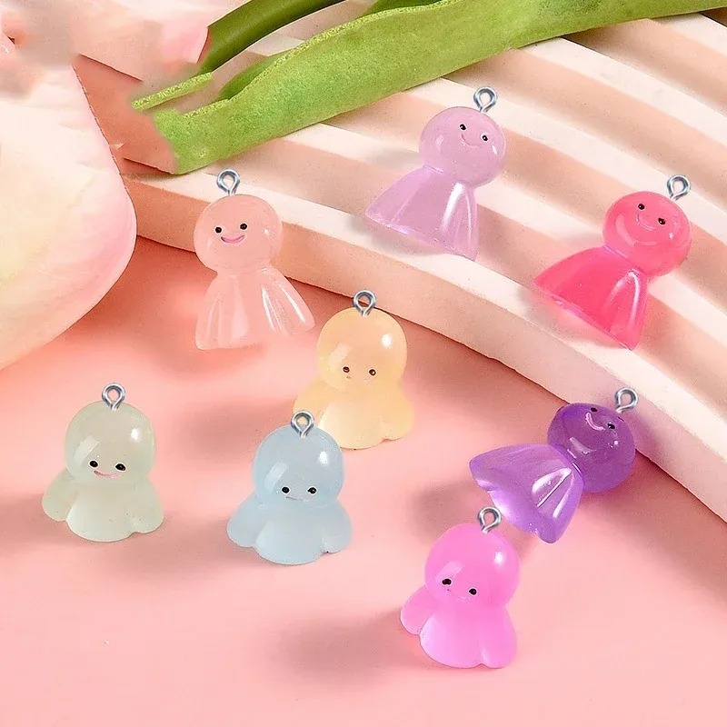 10 Pezzi Ciondoli in Resina a  - Resin Crafts Diy recensione e prezzo