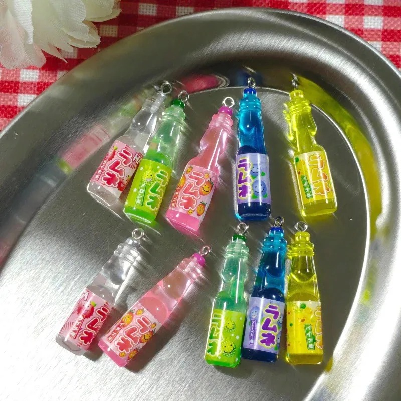 10 Pezzi Ciondoli in Resina a  - Resin Craft Projects recensione e prezzo
