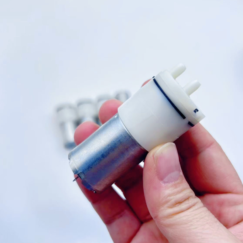 370 Mini Pompa d'aria DC 6V 12 - Vacuum Chamber Small recensione e prezzo